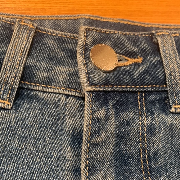 H&M high waisted denim shorts - Picture 3 of 5